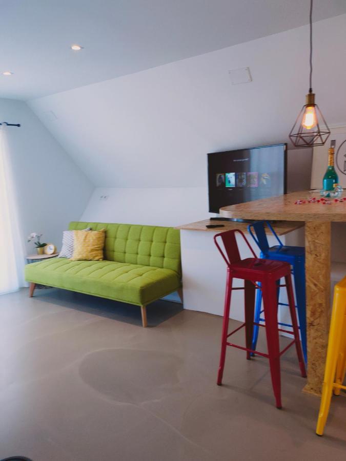 Hexagon By Namaste Elite Appartement