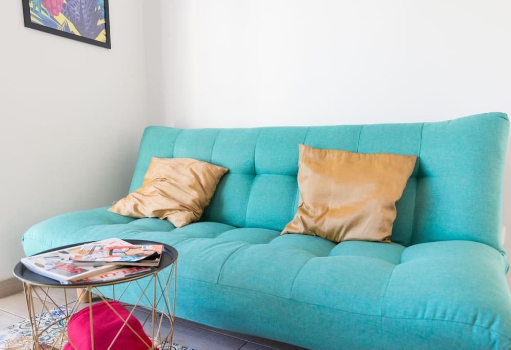 Sea View W/ 2 Rooms, Beach: 1 Minute Apartment Torremolinos