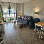 Excellent Location- Beach, Pool, Telework, 2 Bikes, Parking & Wifi Gratis At \
