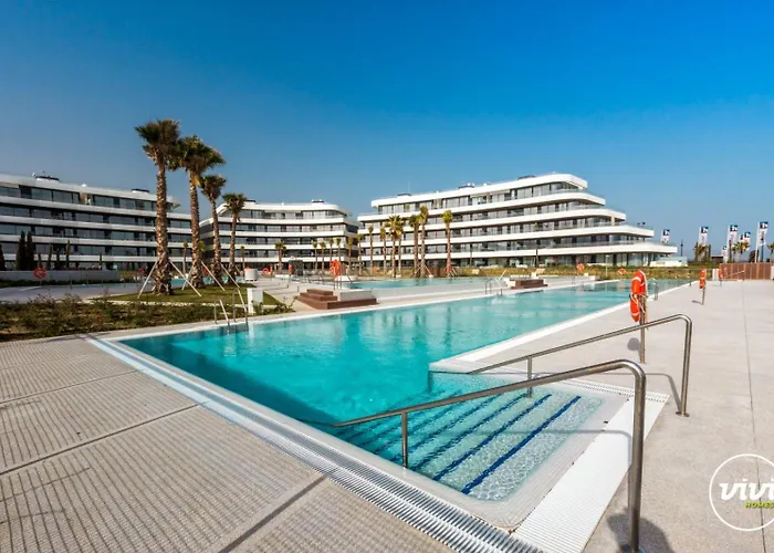 Vivi Homes - Galatea Pool, Gym, Sauna & Beach