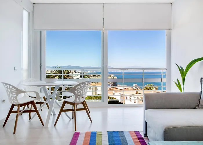 Apartamento con preciosas vistas al mar