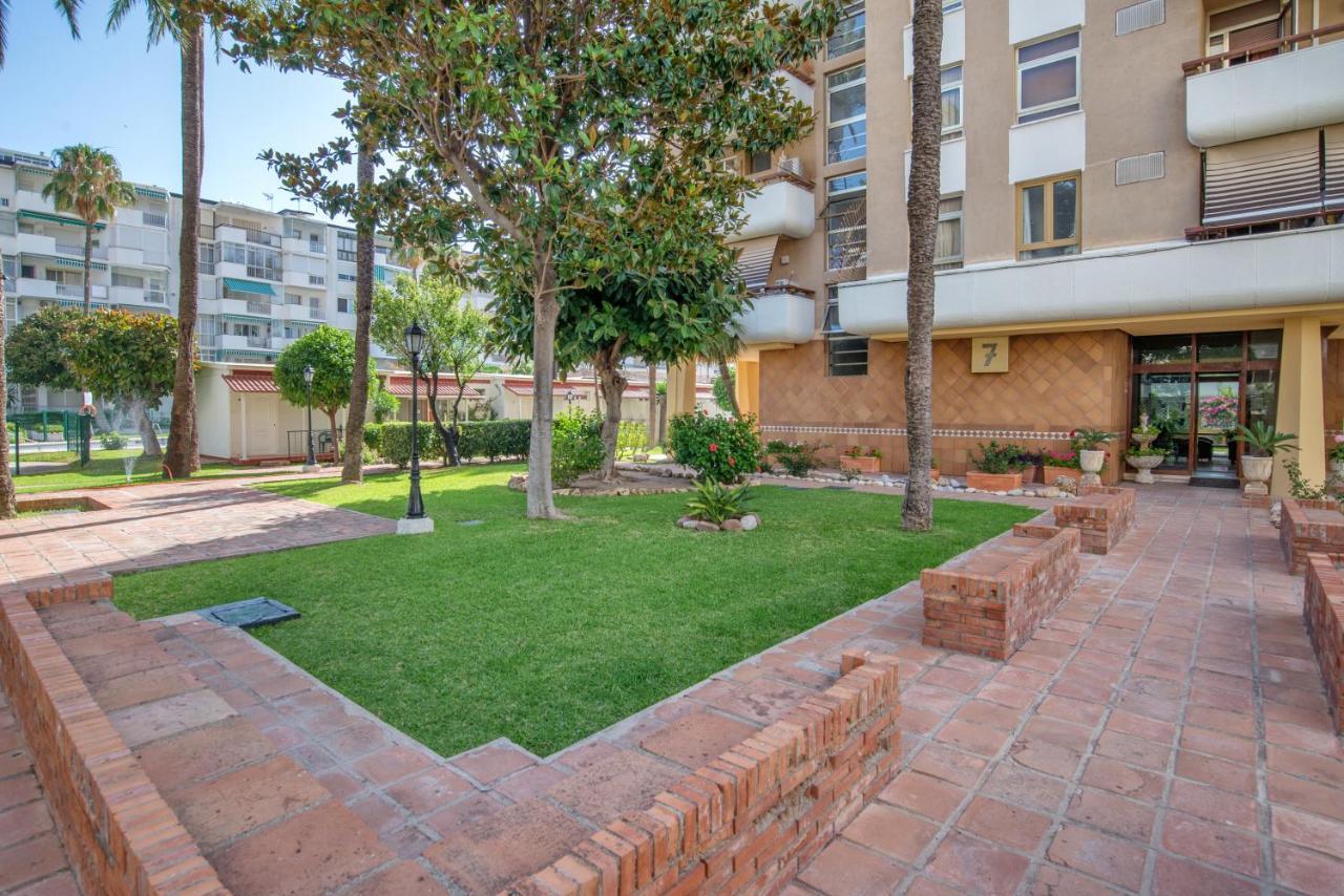 Aloha Amazing Sea Views At Carihuela Appartement Torremolinos