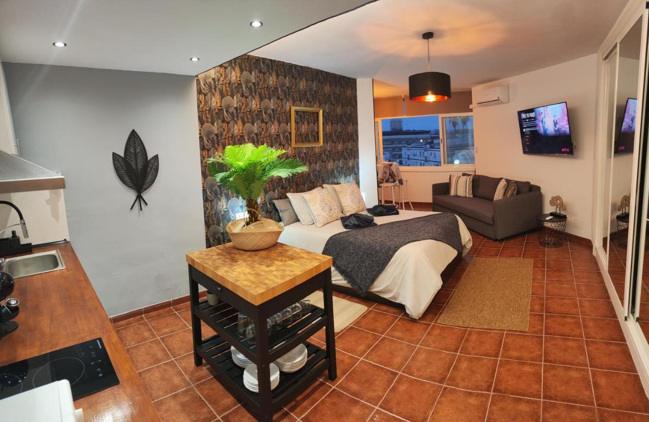 Avenida Palma De Mallorca Center With Sea Views By Namaste Elite Apartment Torremolinos
