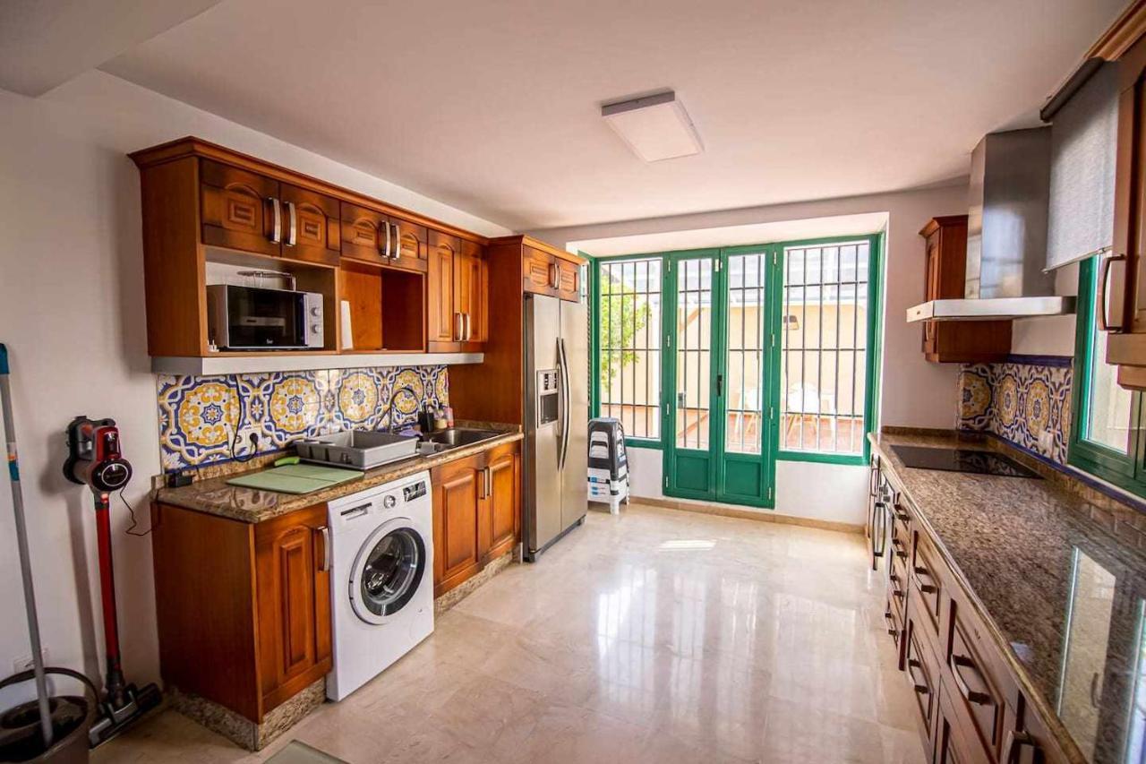 Modern With Parking And Private Pool Pousada
