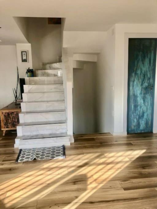 Сasa de vacaciones Townhouse, Private Pool Garden And Sea Views *