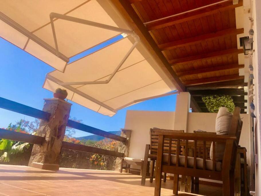 Сasa de vacaciones Townhouse, Private Pool Garden And Sea Views