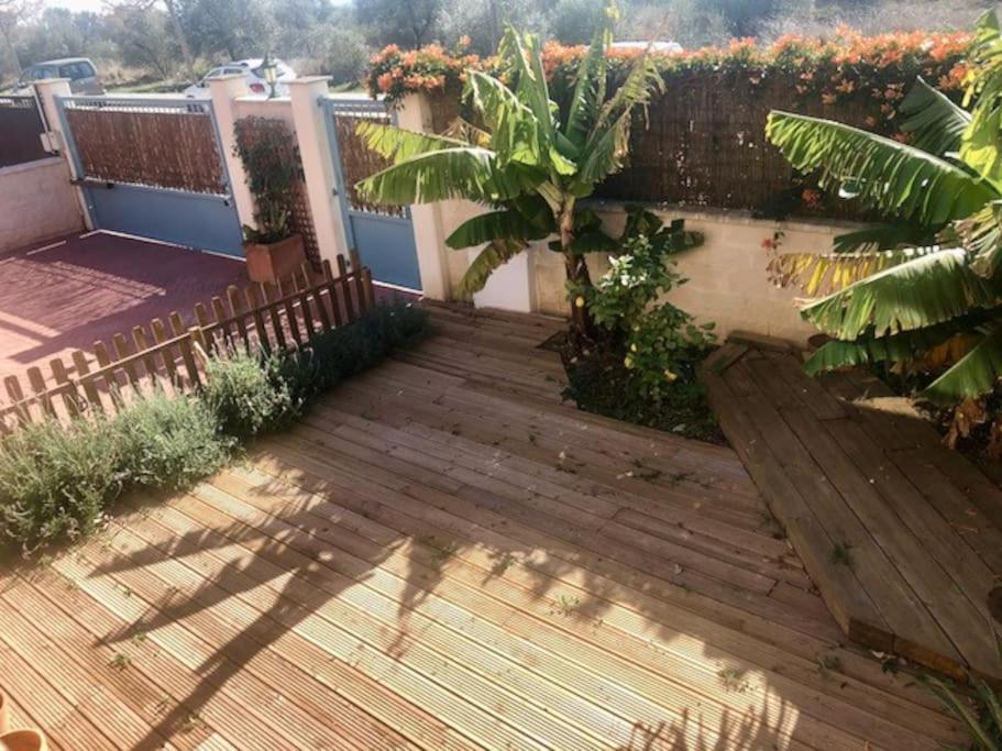 Townhouse, Private Pool Garden And Sea Views Сasa de vacaciones *