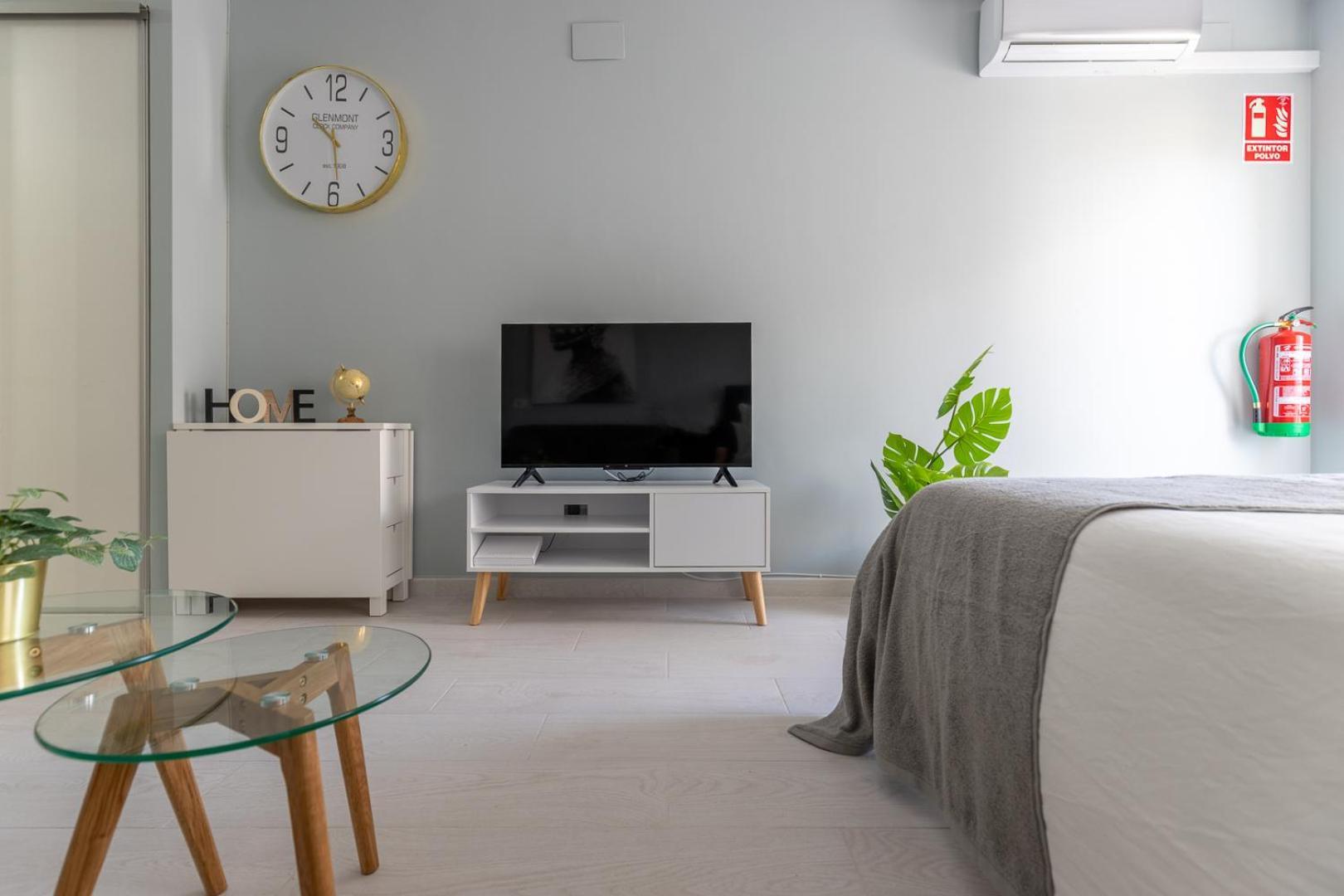 Apartamento Ver923 - Terraza, Vistas Al Mar, Wifi, Smart Tv, Piscinas, Centro A 150 Metros, Playa A 600 Metros *