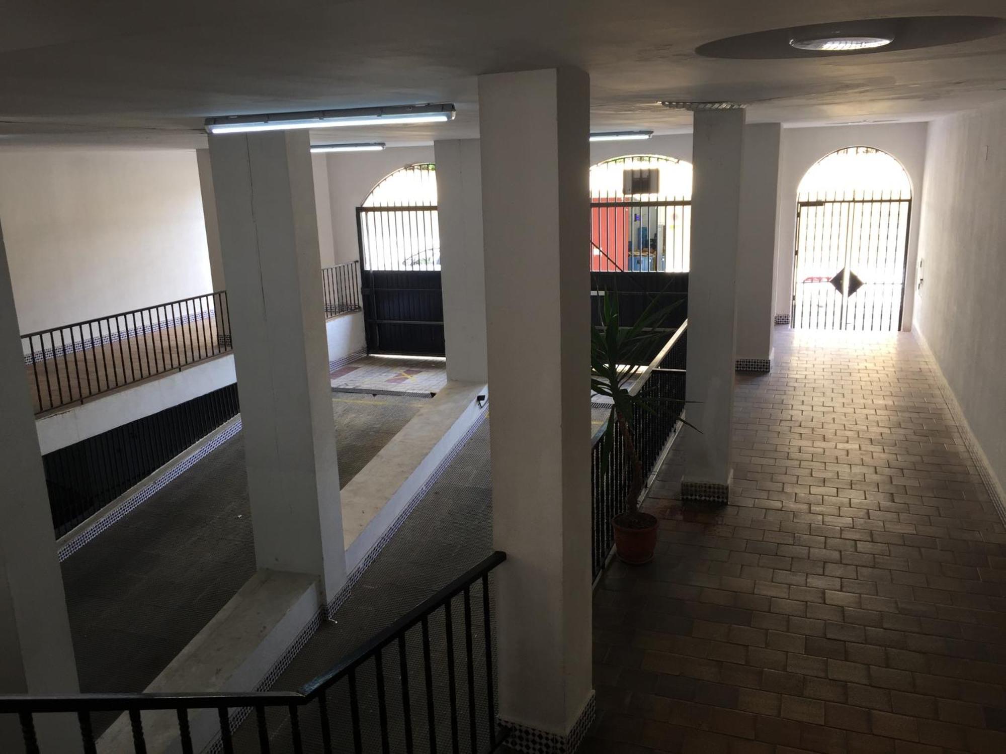 Ferienhaus El Cortijuelo. Magnificent Triplex Terraced House With Rooftop Of 18m2, Overlooking The Sea. Parking *