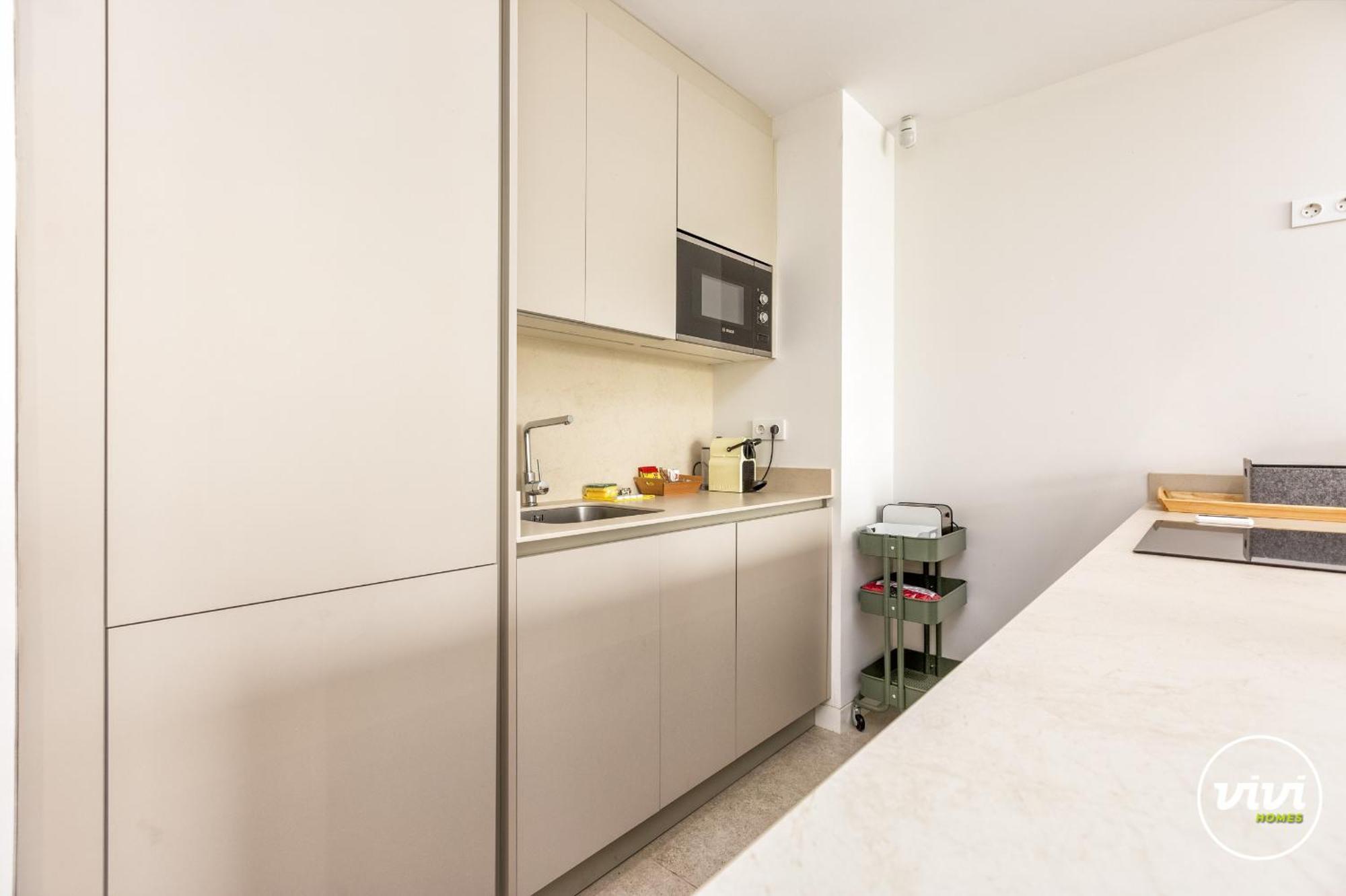 Apartment Vivi Homes - Galatea Pool, Gym, Sauna & *