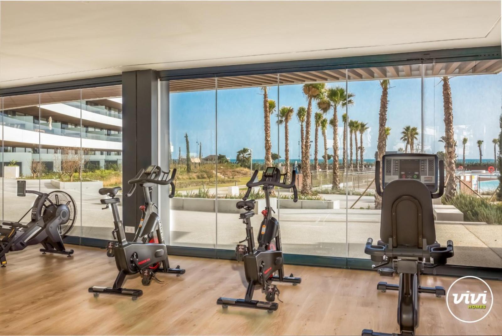 Vivi Homes - Galatea Pool, Gym, Sauna & Apartment