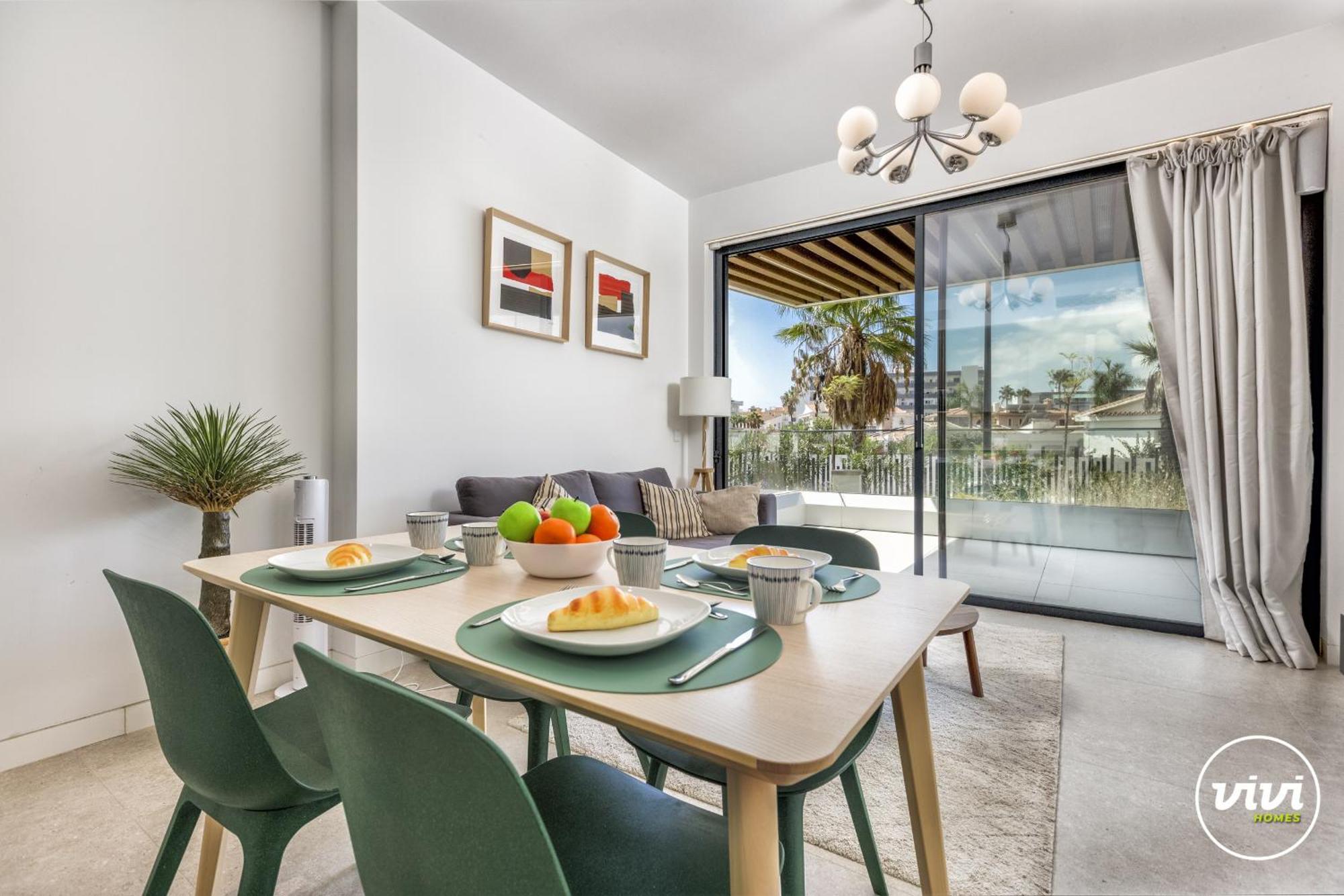 Vivi Homes - Galatea Pool, Gym, Sauna & Apartment Torremolinos