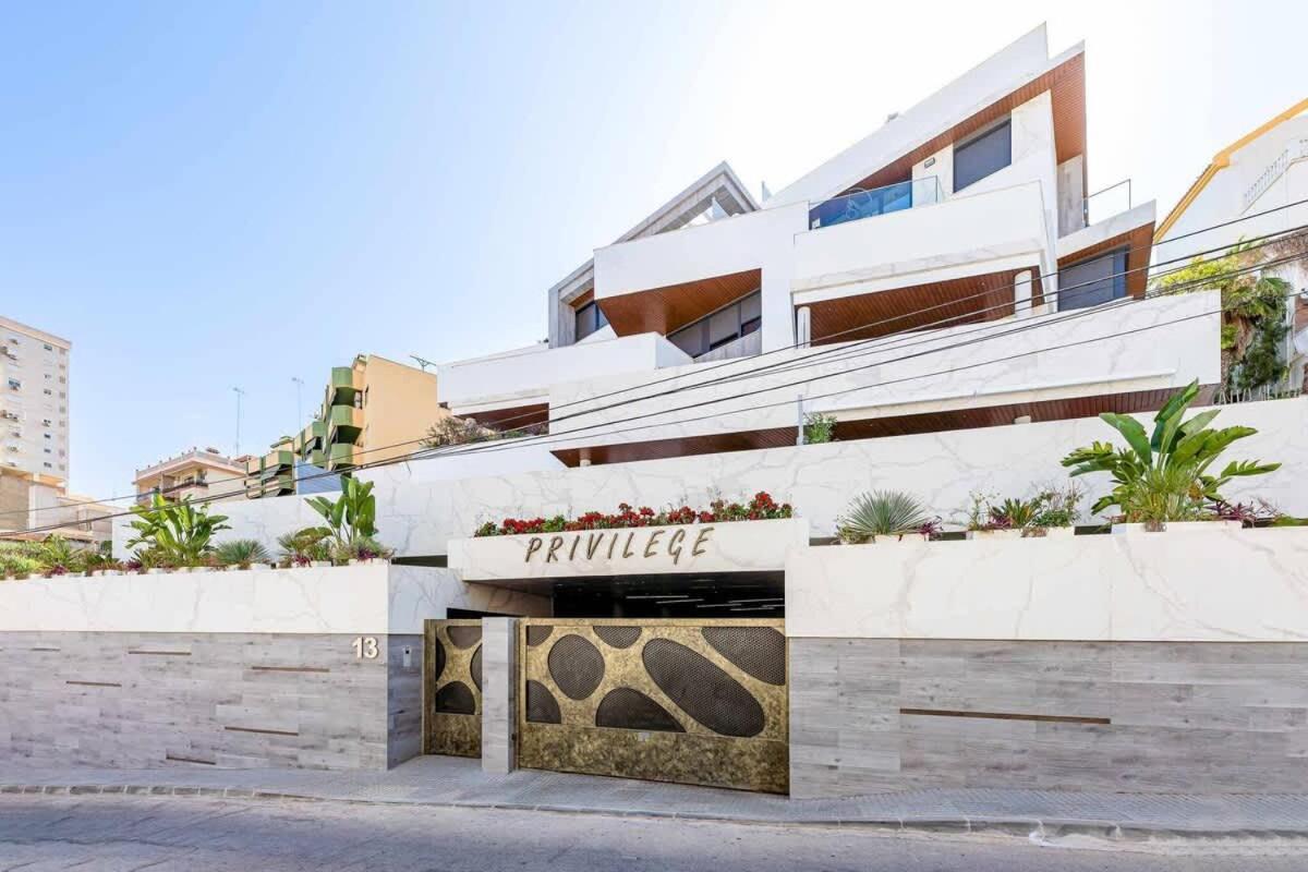 Vivendos Lujoso Con Piscina Privada * Torremolinos