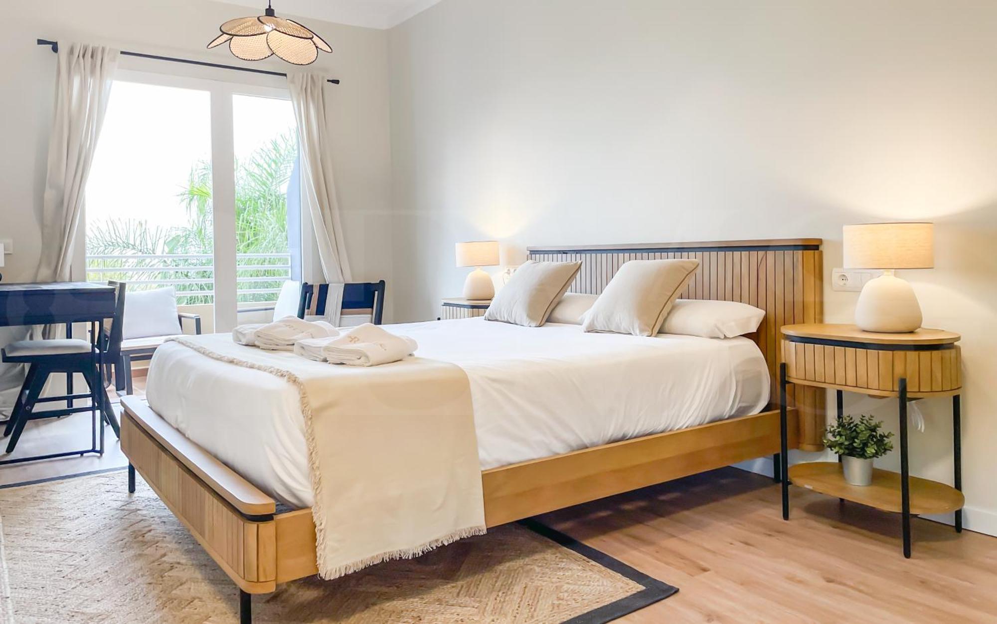 Villa Premium With Private Pool & Garden By Rems *