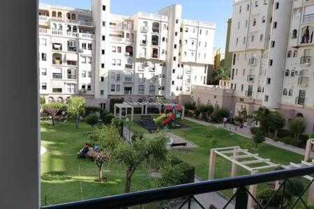 Torremolinos, Parking Gratis Y Terraza