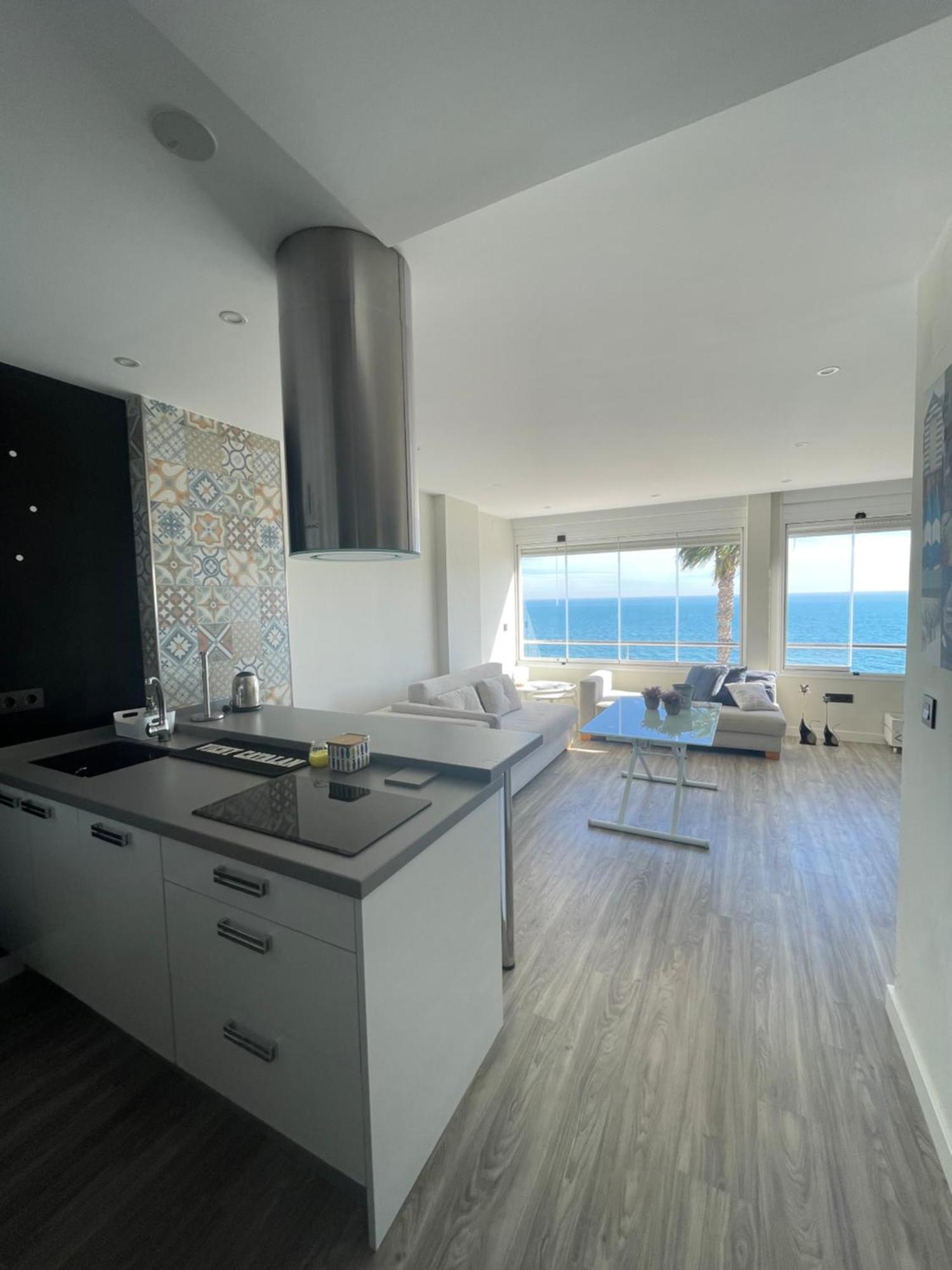 Apartment Moderno Piso Mirando Al Mar