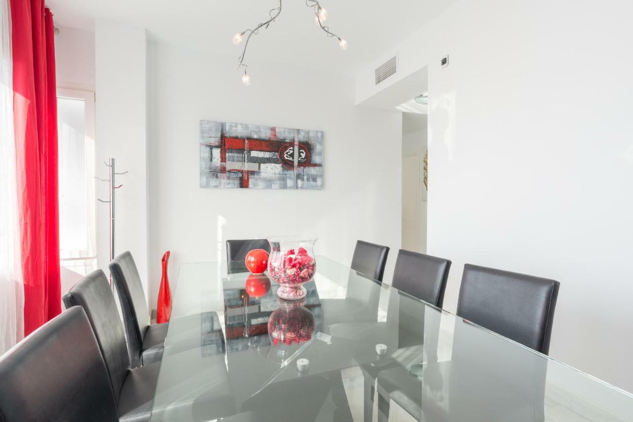 Luxury Duplex- 7 Minutes From The *