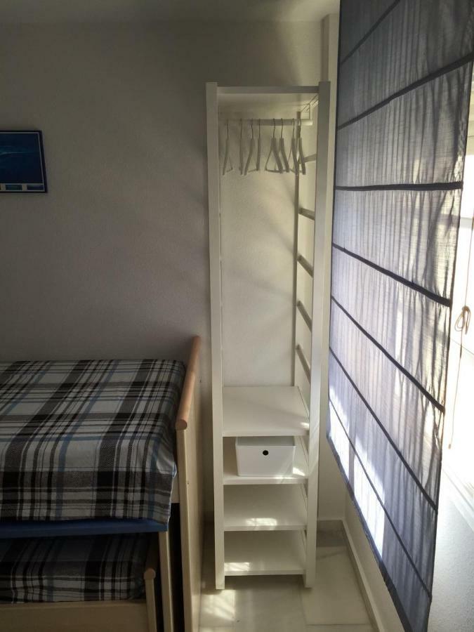 El Cortijuelo. Magnificent Triplex Terraced House With Rooftop Of 18m2, Overlooking The Sea. Parking Ferienhaus *