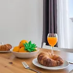 Vistamarina 101 By Ivi Real Estate