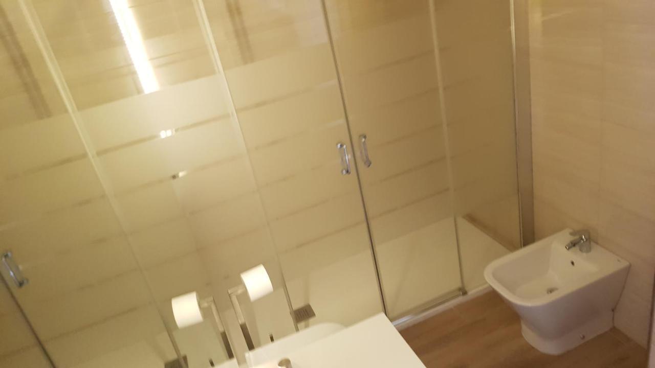 Impresionante Primera Linea De Playa, Bajondillo Apartamento