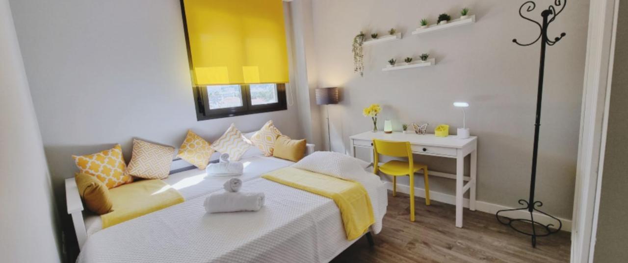 Apartamento Excellent Location- Beach, Pool, Telework, 2 Bikes, Parking & Wifi Gratis At 