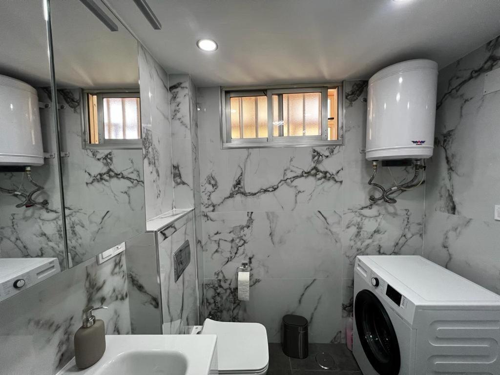 Lux By Namaste Elite Appartement