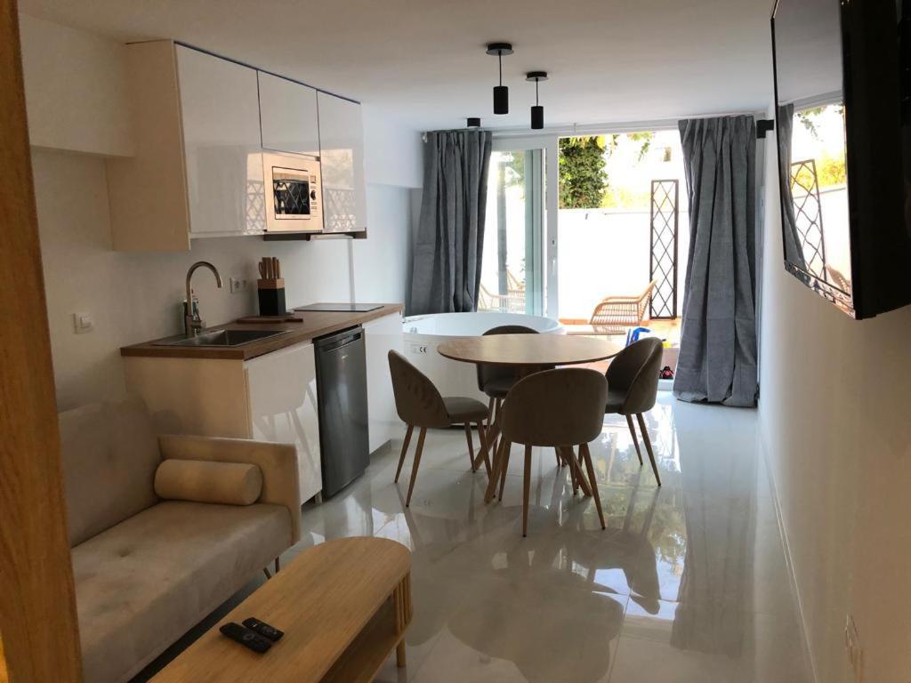 Playamar Con Jacuzzi Apartment