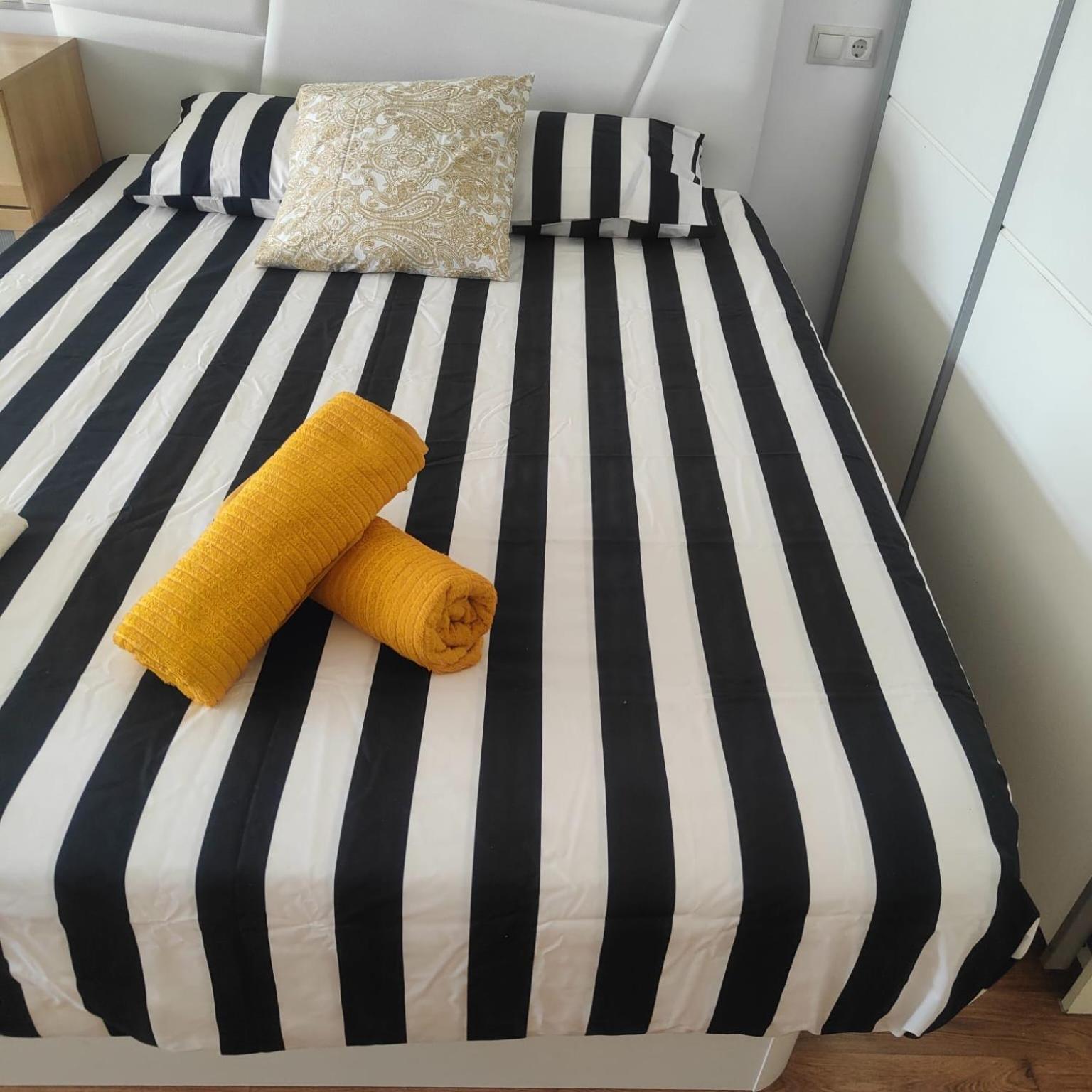 Loft Estudio Reformado En Centro A 10 Minutos Playa Apartamento