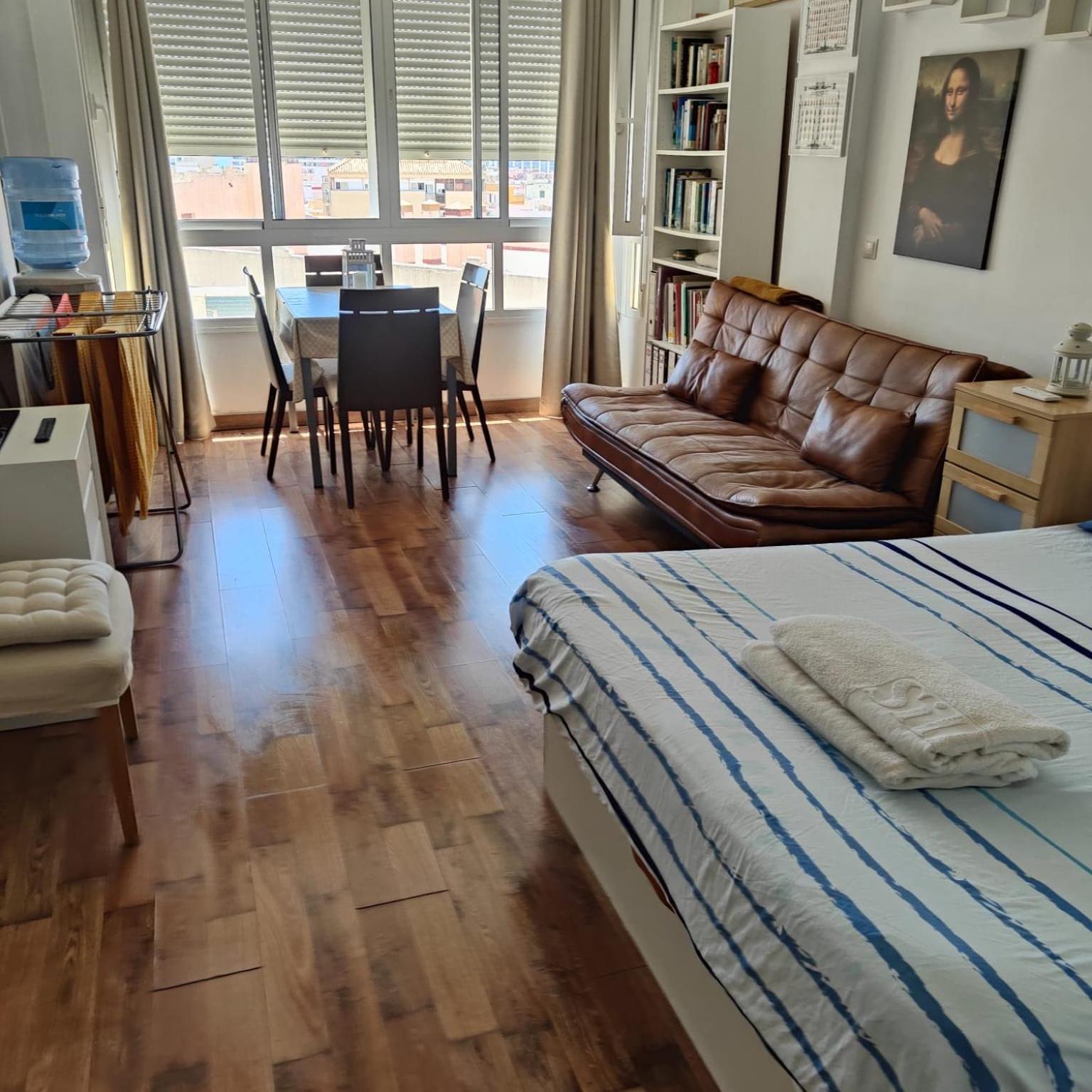 Apartamento Loft Estudio Reformado En Centro A 10 Minutos Playa