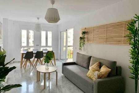 Torremolinos, Parking Gratis Y Terraza Apartment