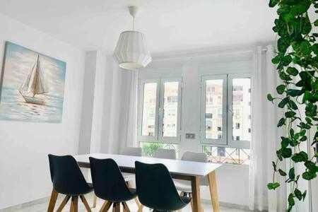 Torremolinos, Parking Gratis Y Terraza Apartment Torremolinos