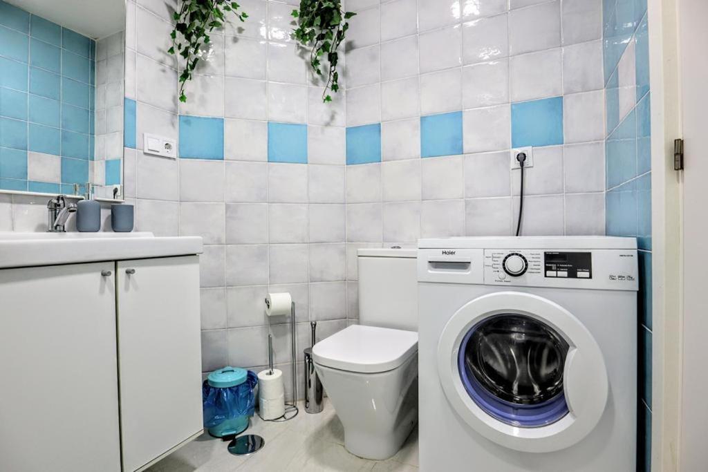 Apartamento Tropical - Parking, Wifi, Ac