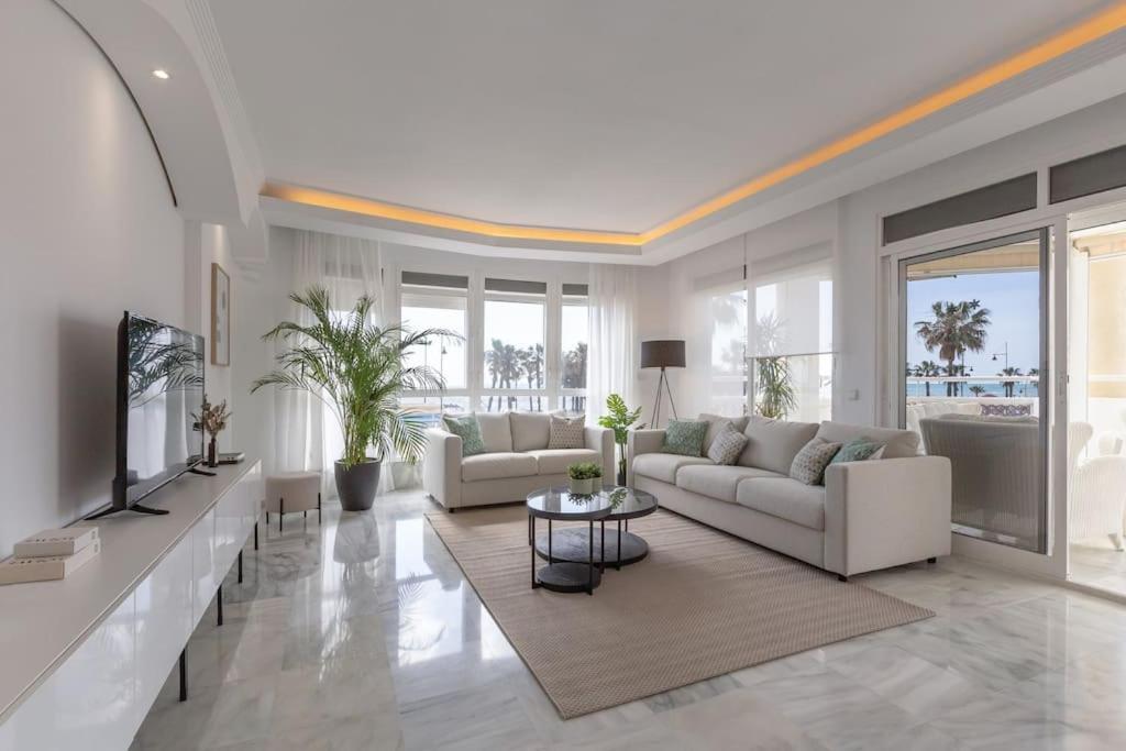 Apartamento Eden Costa Primera Linea De Mar