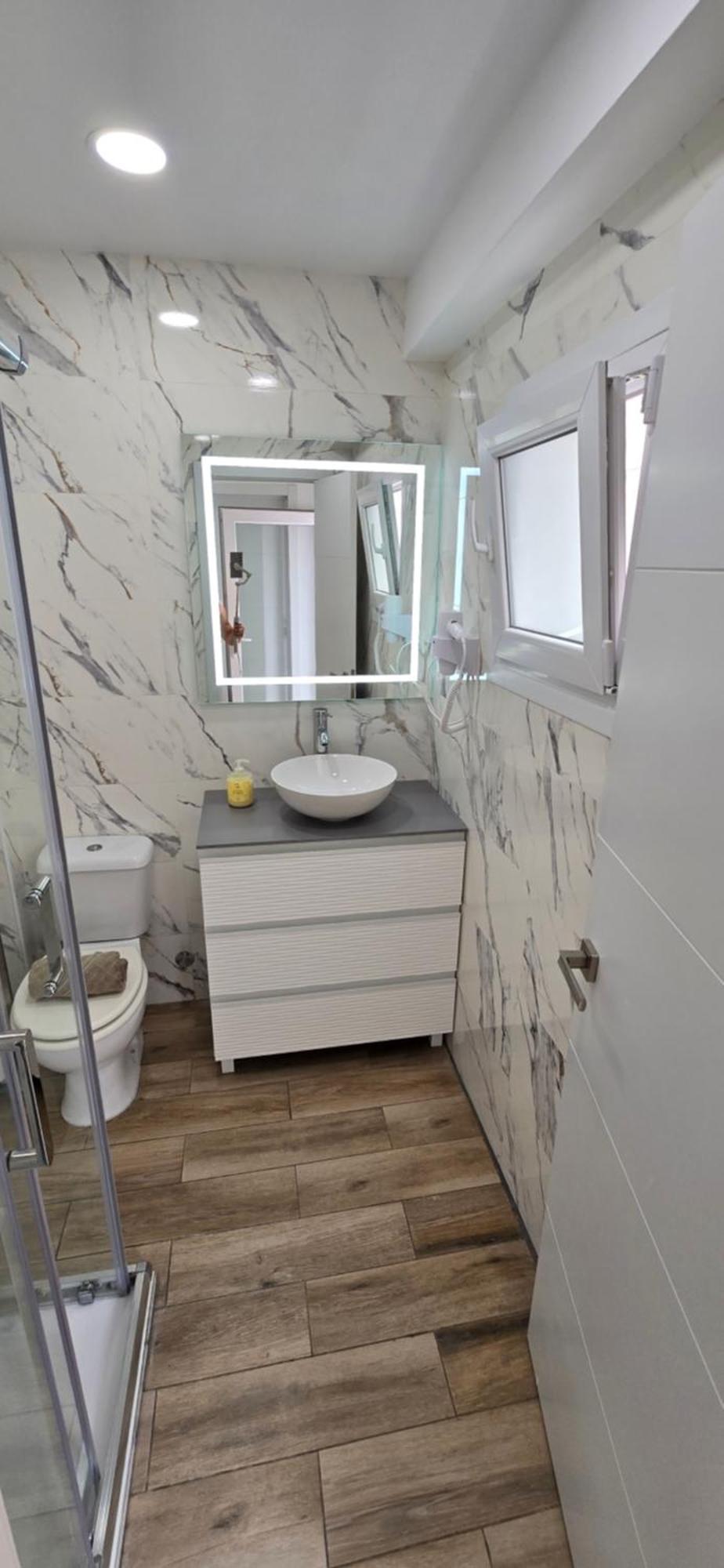 Apto Tanez Torremolinos, A Appartement
