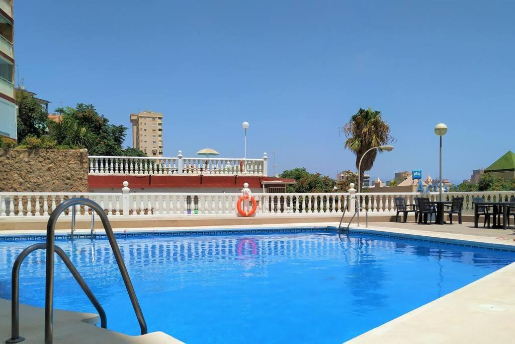 Apartment Mercedes 2 Bedroom, Sea Views Torremolinos