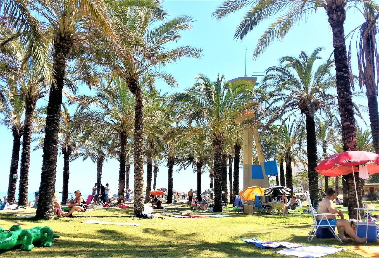 Carihuela Playa. Plaza Del Remo. Exclusivo Al Lado Del Mar. Apartamento