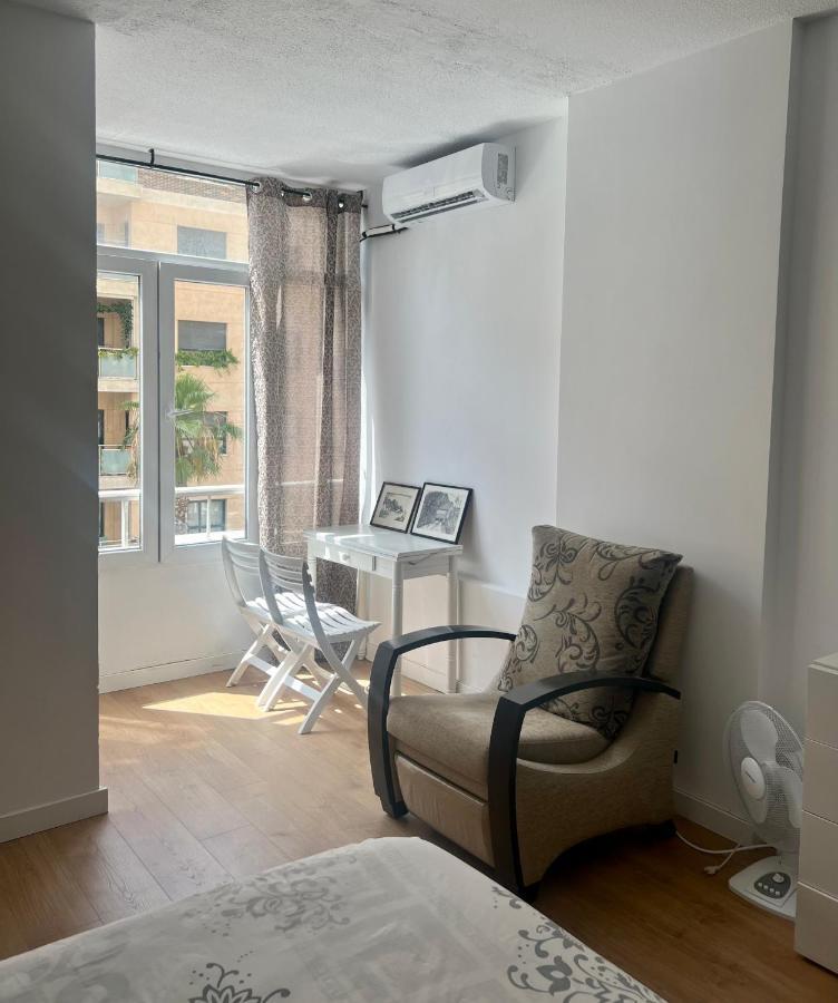 Appartement Antares House Premium, Estudio Con Piscina