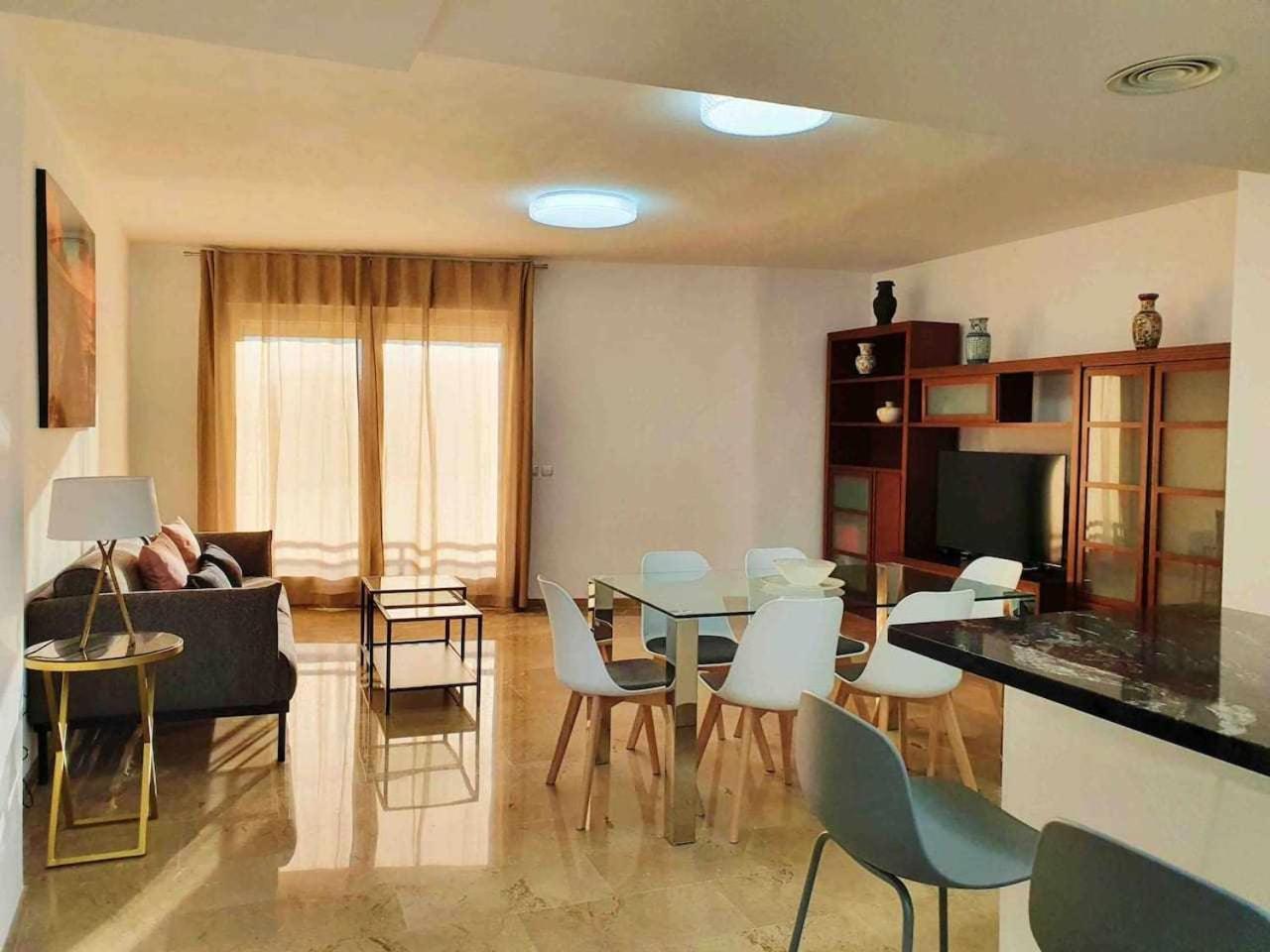 Apartment New Atico Con Piscina, Playa, 3 Bedrooms, Parking Torremolinos