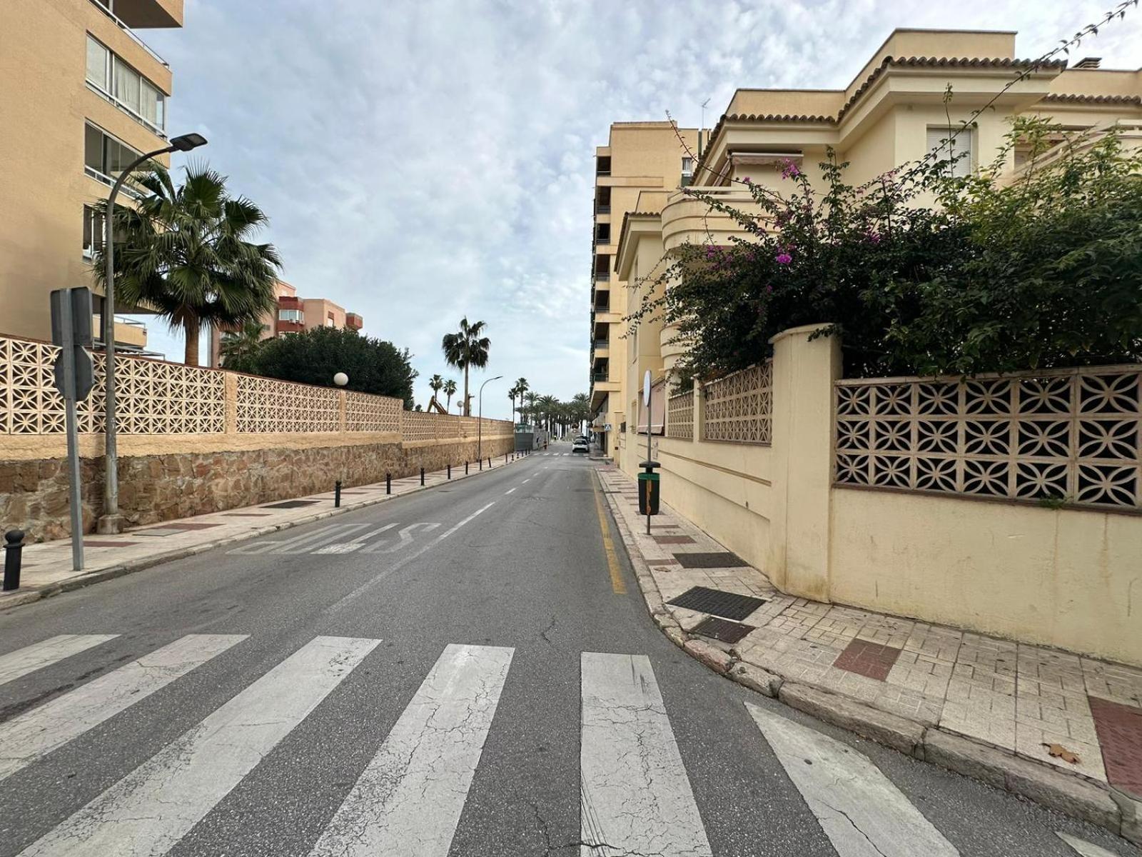 Ama611 - Terraza, Wifi, Playa La Carihuela A 100 Metros * Torremolinos
