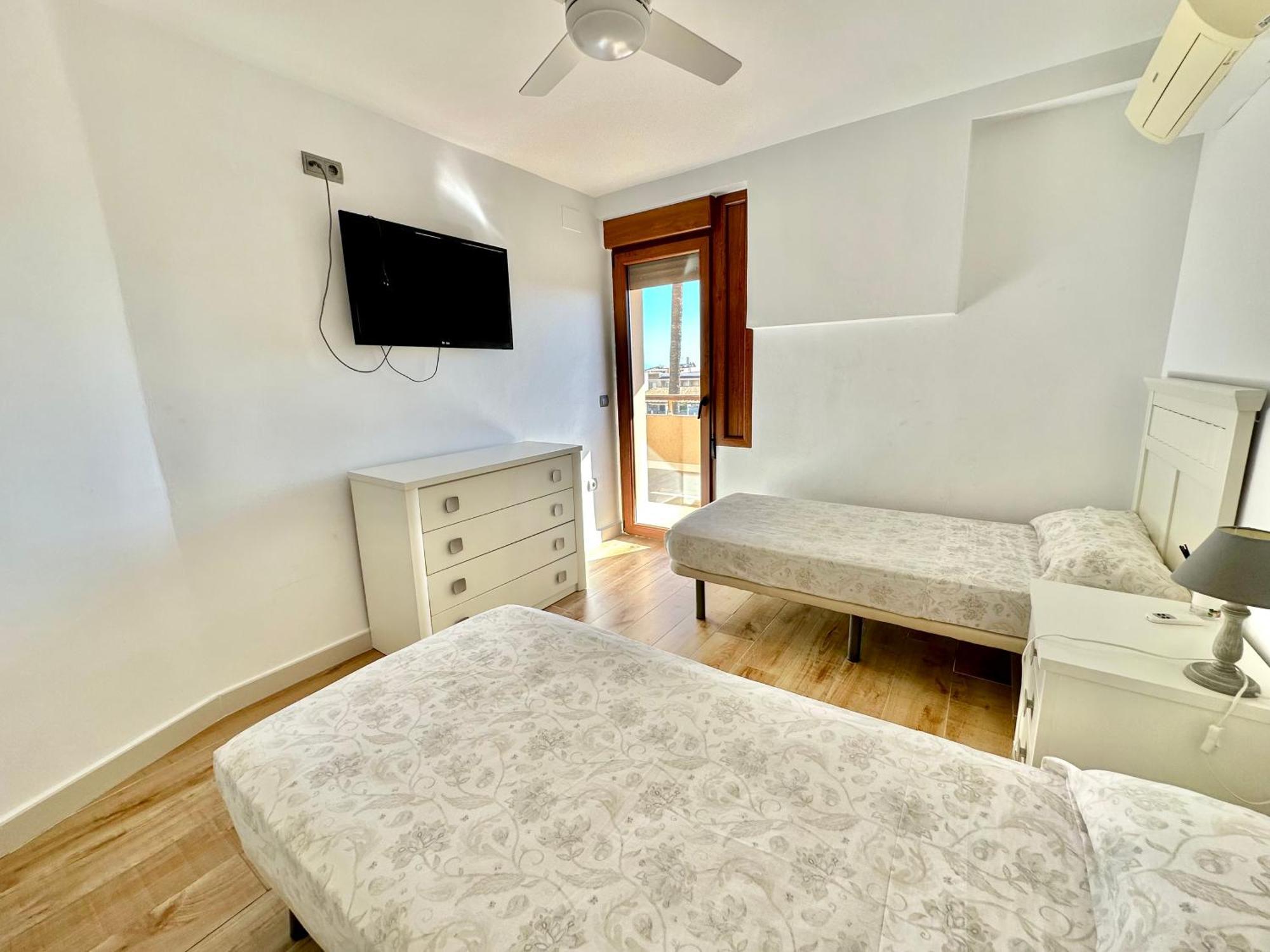Gorgeous At The Sea In La Carihuela! Apartment