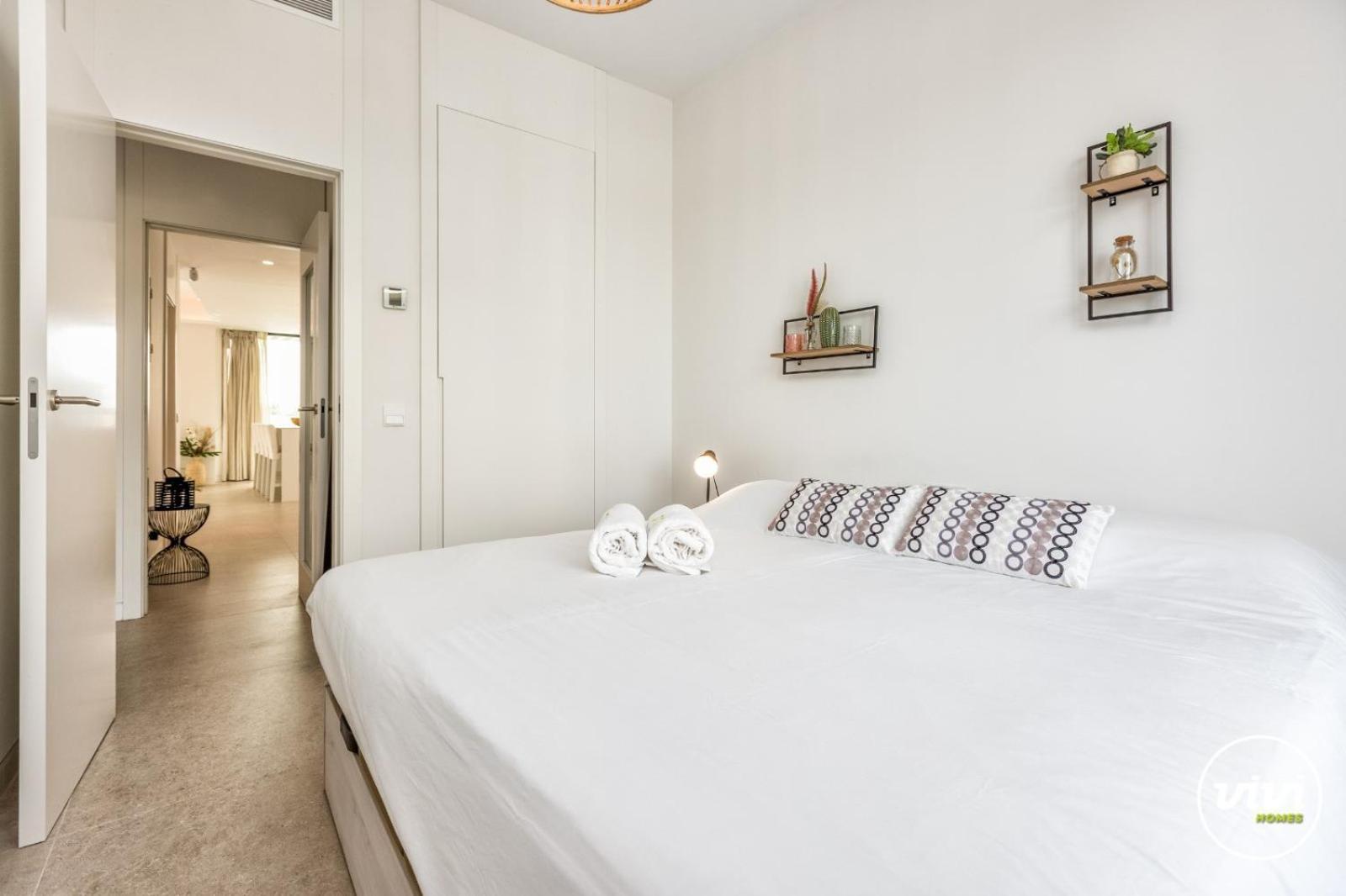 Apartment Vivi Homes - Rembrandt Pool, Sauna, Gym & Sea View