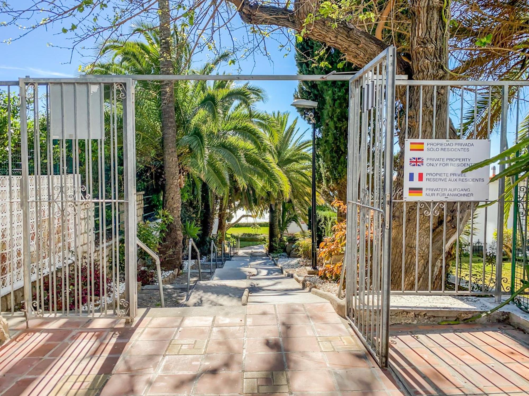 ¡sol Y Mar! Wifi Y Aparcamiento Apartamento