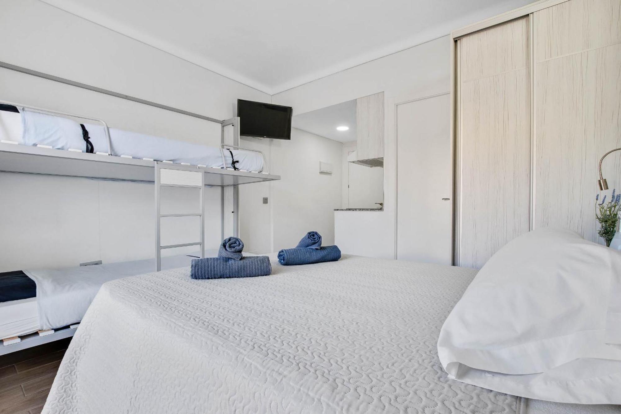 Apartamento Carihuela Palace 418 By Ivi Real Estate Torremolinos