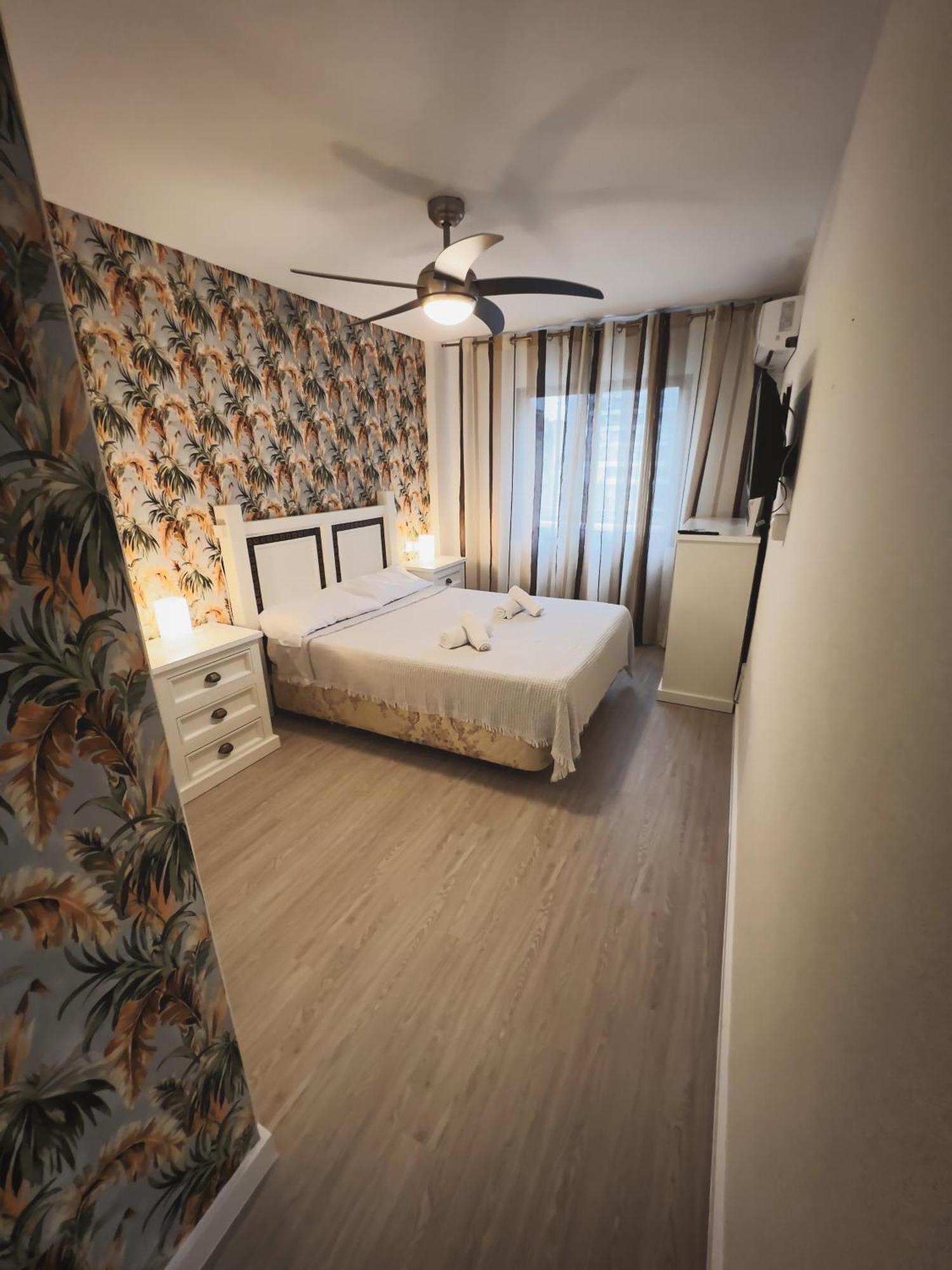 Apartment Mrv Centro Piscina Y Parking Torremolinos
