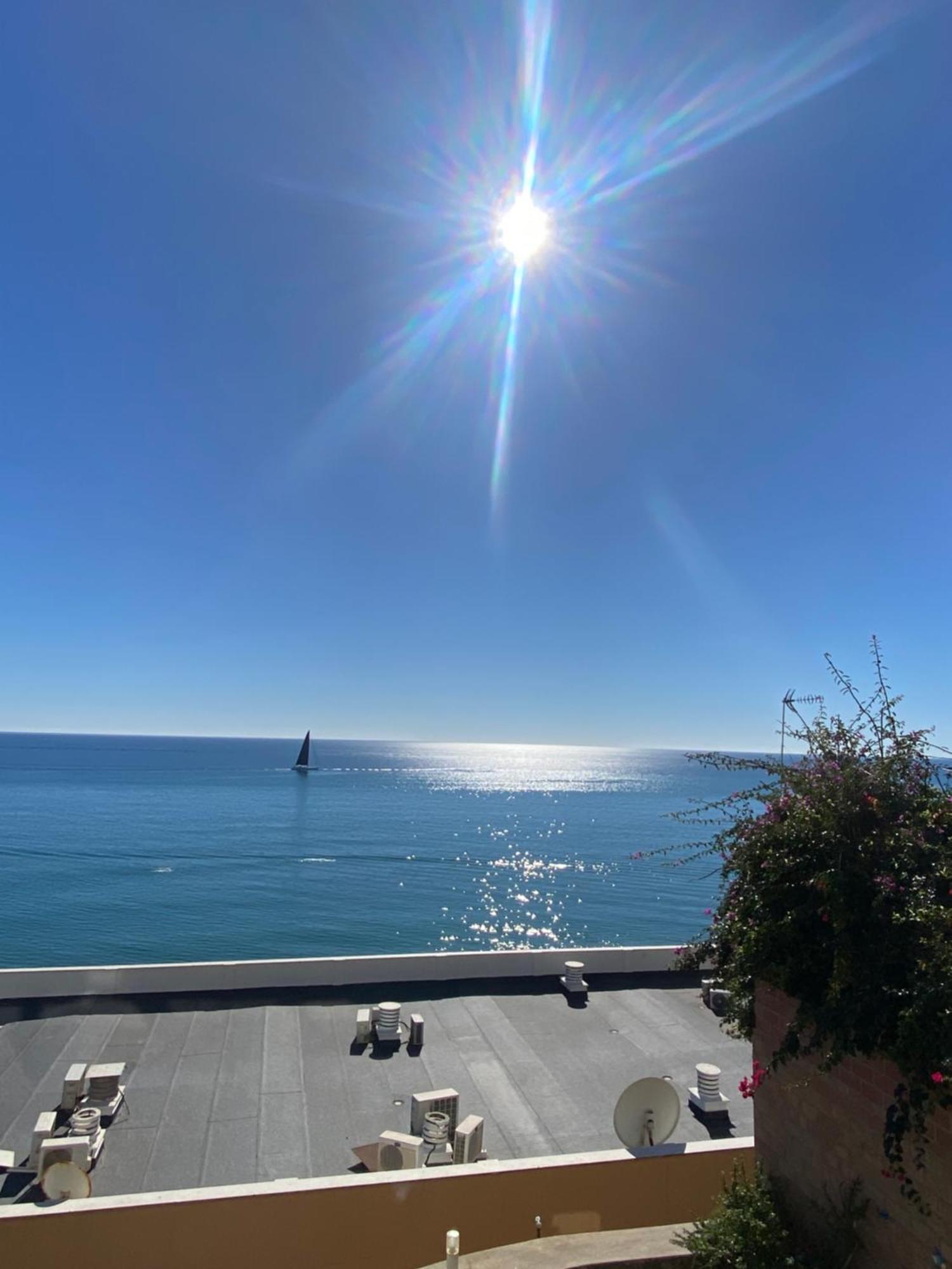 La Roca Balcon Al Mar Homestay *