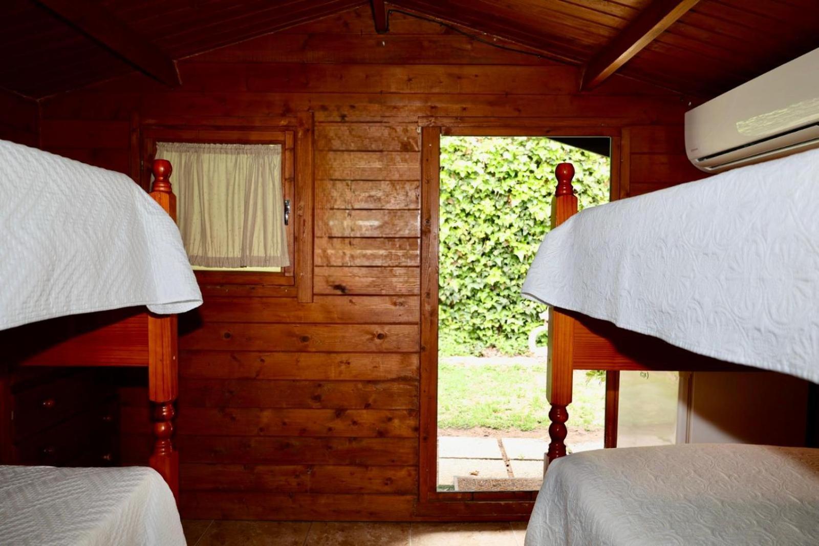 Fantastic 5 Mins Away From The By Easybnb *